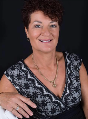 Lorraine Jones
